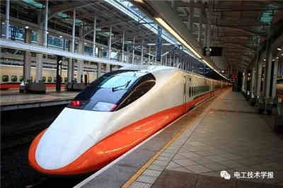 一種基于充電機充電超級電容儲能系統(tǒng)的新型鐵路功率調(diào)節(jié)器 一種基于充電機充電超級電容儲能系統(tǒng)的新型鐵路功率調(diào)節(jié)器